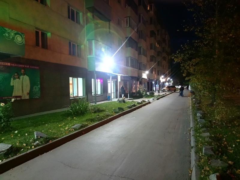 Освещение придомовой территории (г. Новосибирск, ул. Залесского, д. 5)