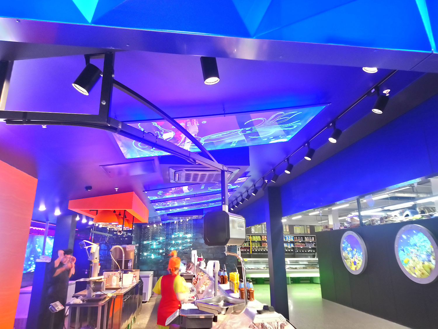 Освещение торговых помещений